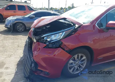 2021 Toyota Sienna Le from USA, damaged, VIN 5TDKRKEC5MS016128